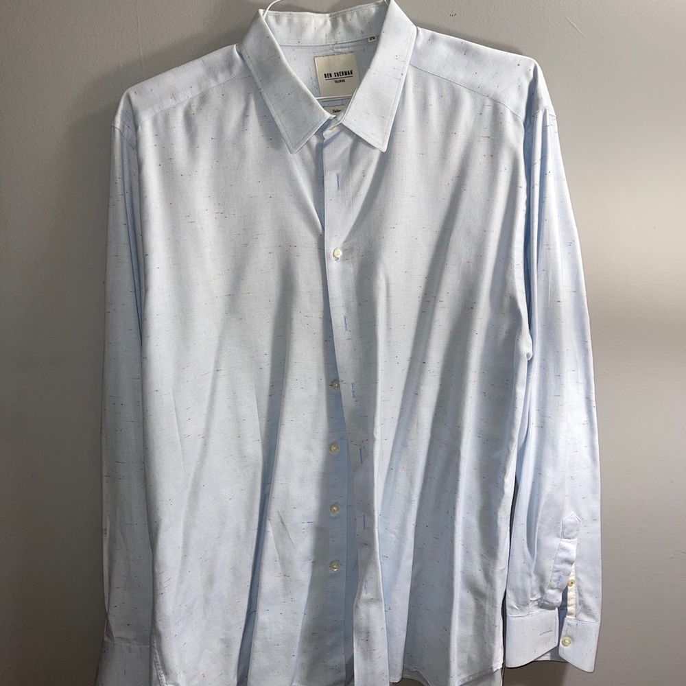 Ben Sherman Men Dress Shirt. Collar. Long sleeve.
